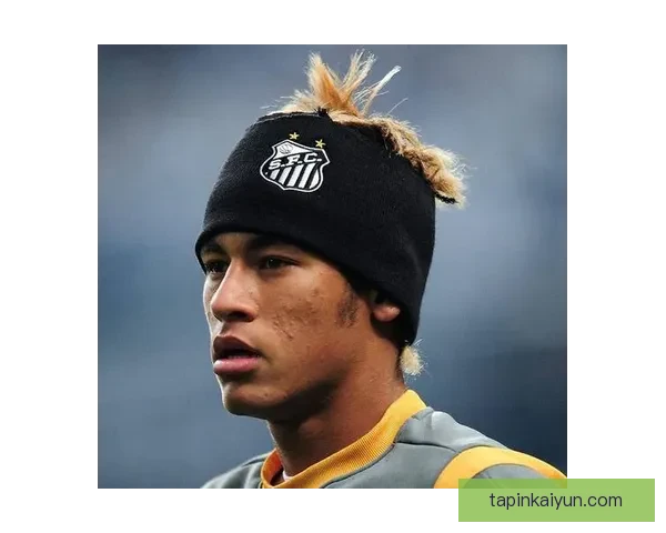 内马尔手术后恢复计划透露状态回暖，预计重返赛场时间。