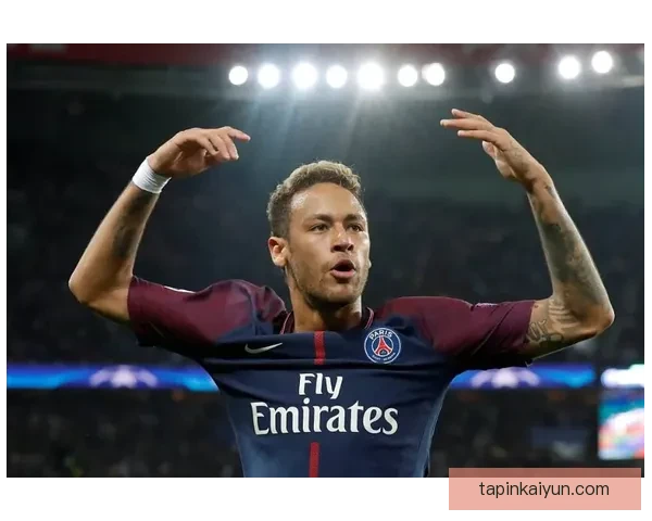 姆巴佩正式转会巴黎，状态回暖备受关注